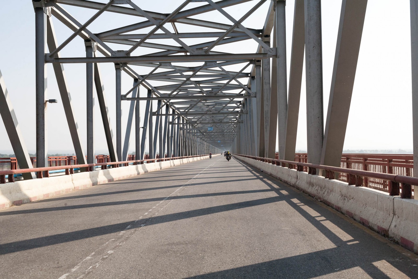 Most přes Iravadi