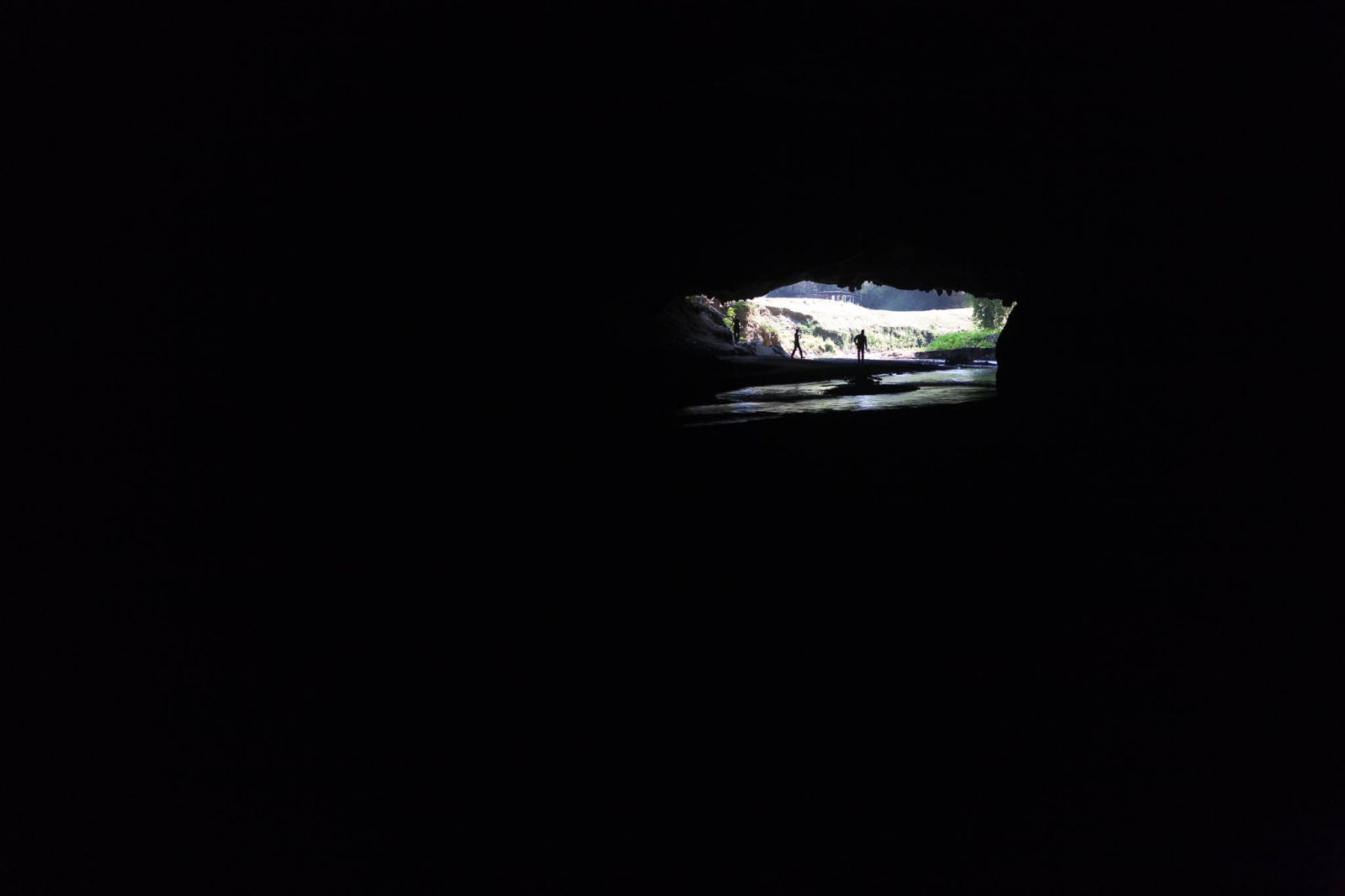 Jeskyně po cestě do Mae Sariang