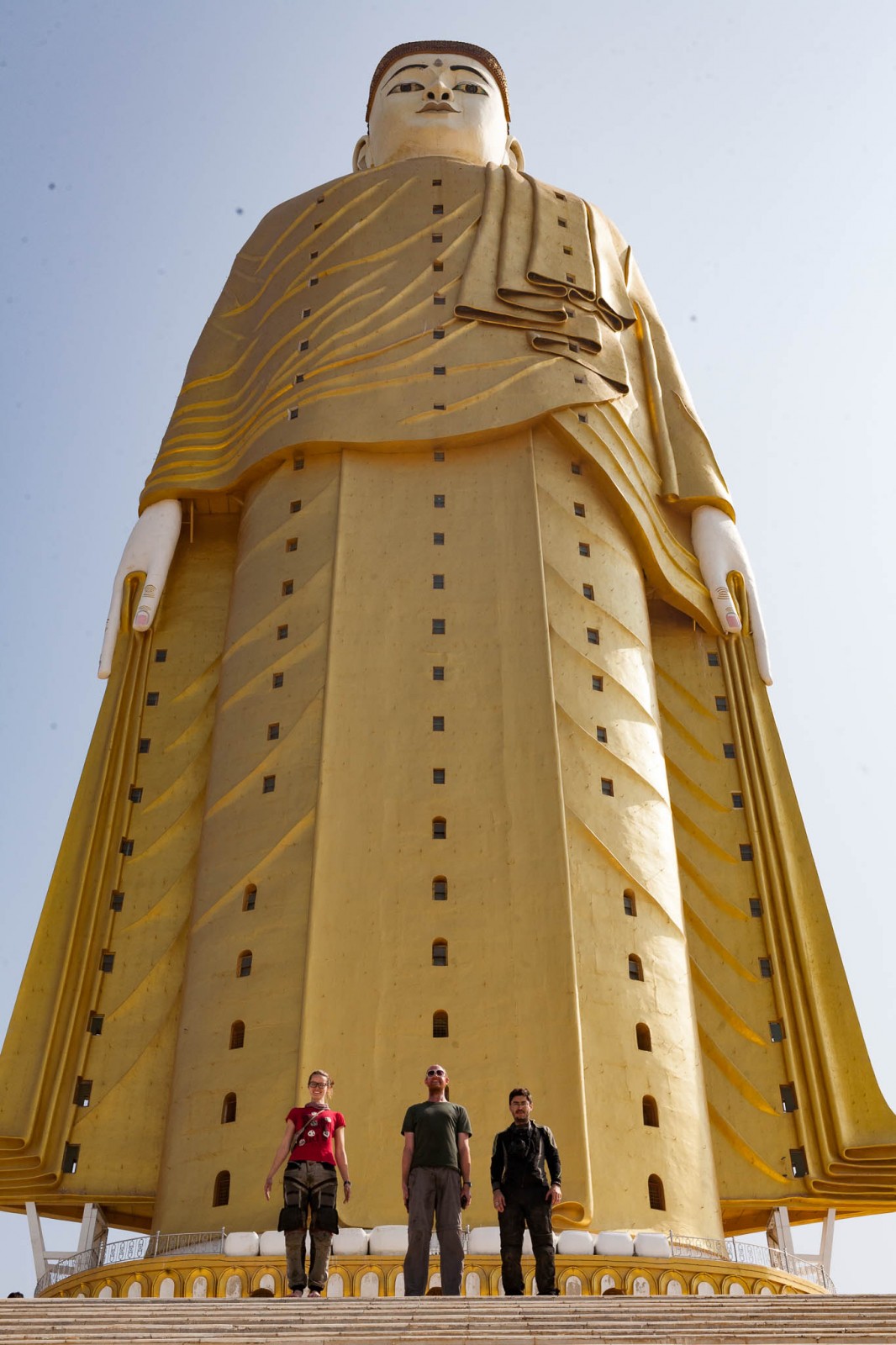 Největší stojící Buddha na světě